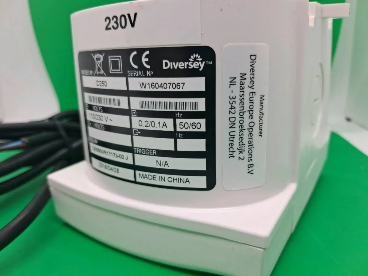 Postage - 2 x DIVERSEY D250  DOSATORE LAVASTOV - Image 2
