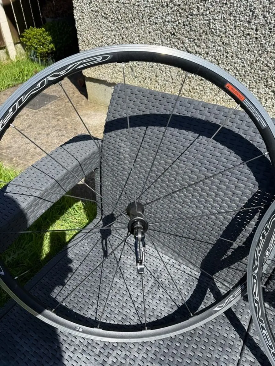 Campagnolo Zonda C17 Wheelset Like New | Rim Brake | 700c - Image 2