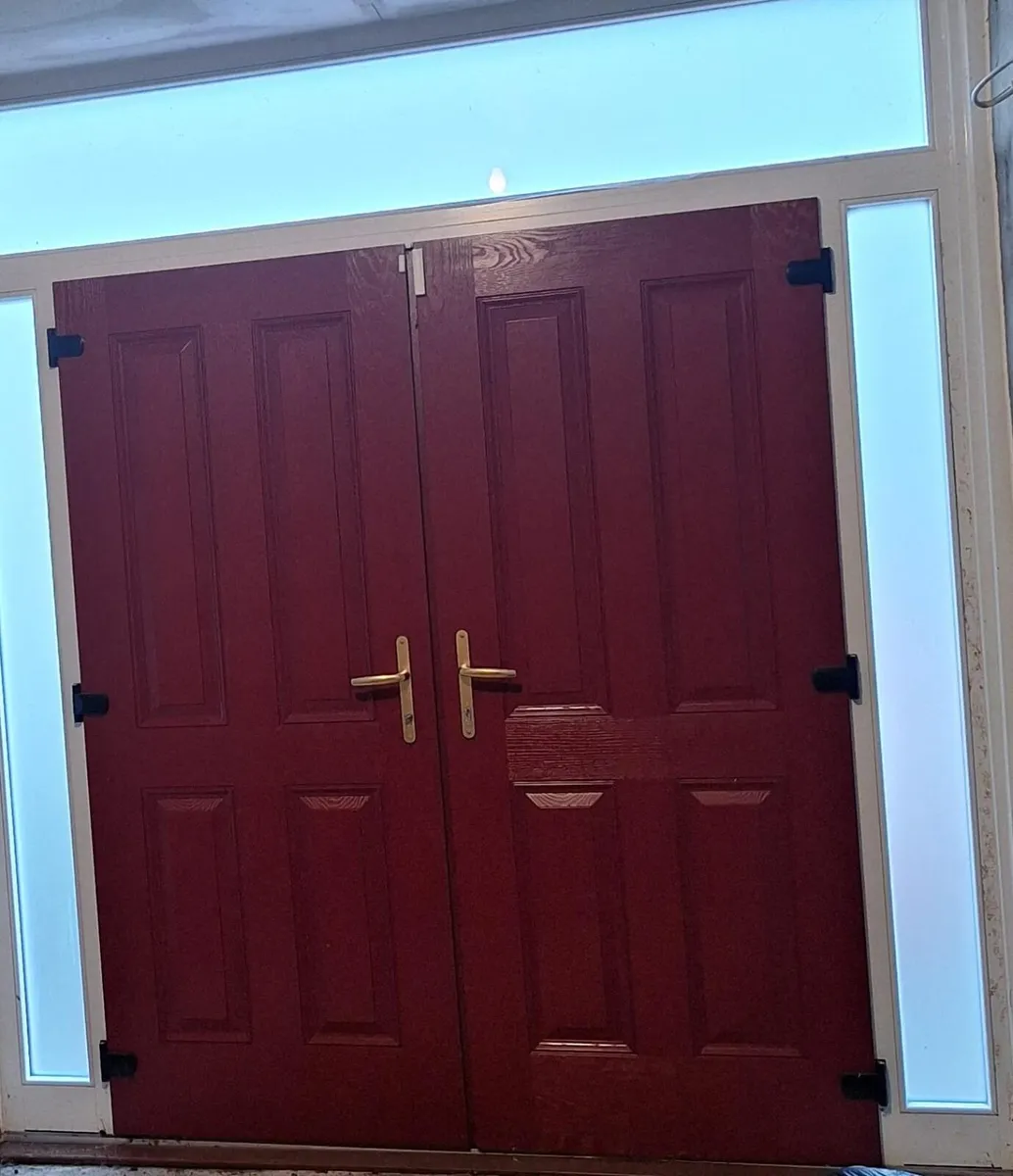 Double Garage Doors - Image 2