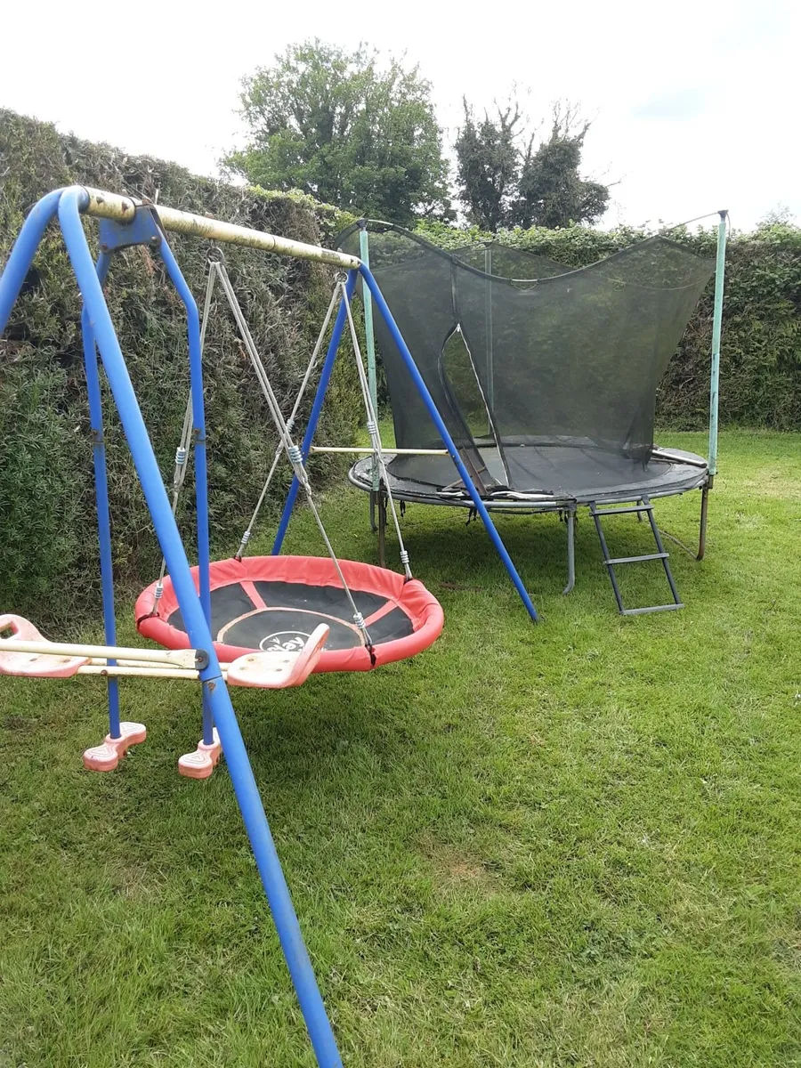 Trampoline and swing set - Image 1