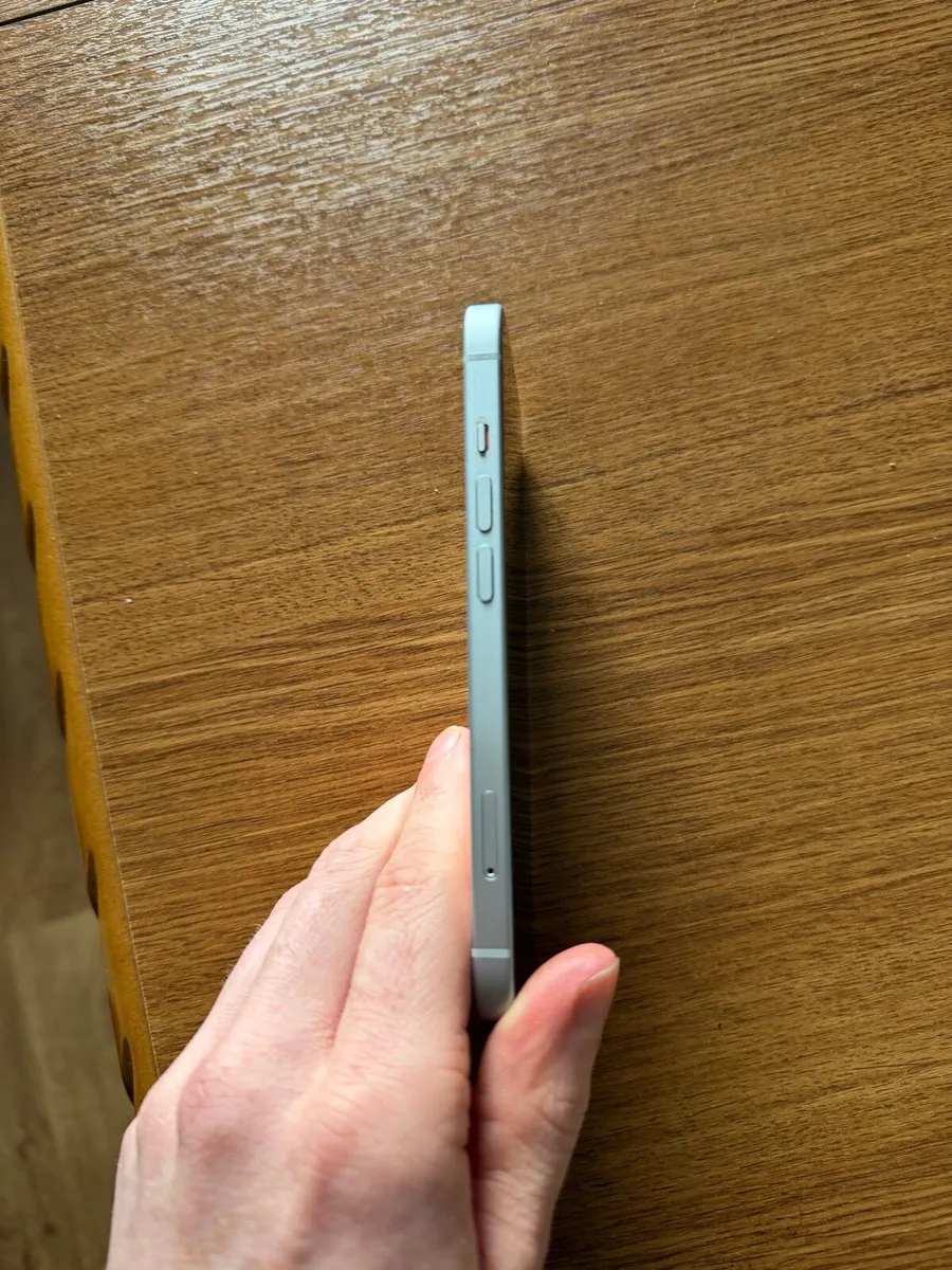 iPhone 15 128gb Blue Unlocked - Image 3