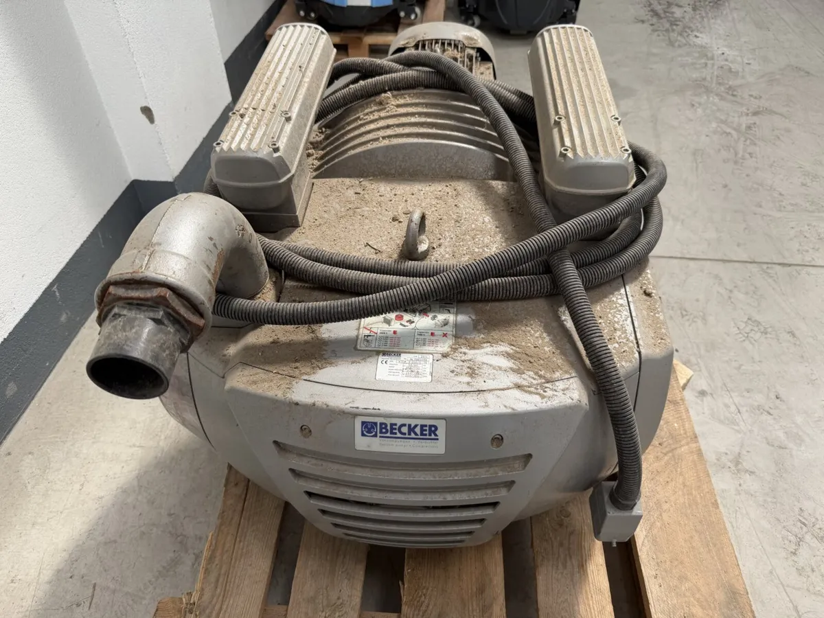2014 Becker Vacuum Pump **Online Auction** - Image 3