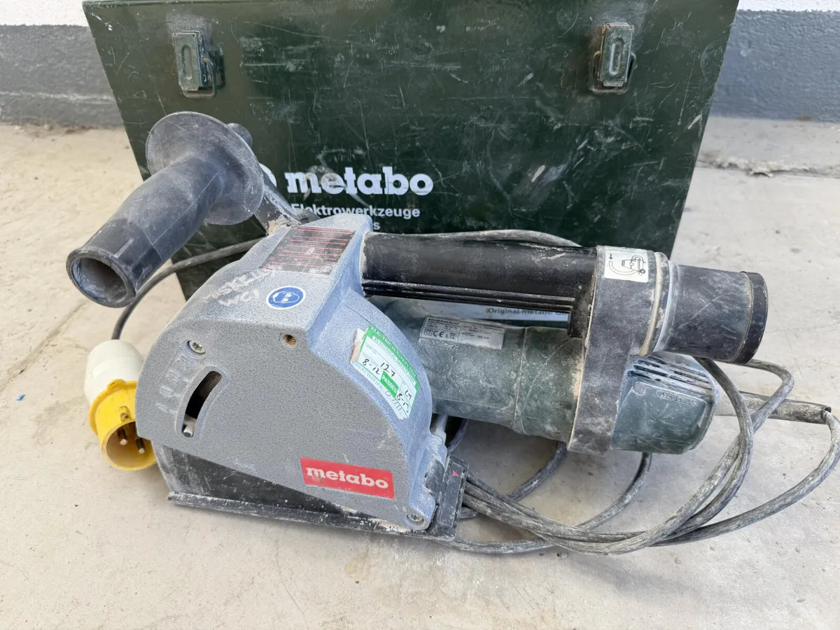 Metabo 110V Wall Chaser **Online Auction** - Image 1