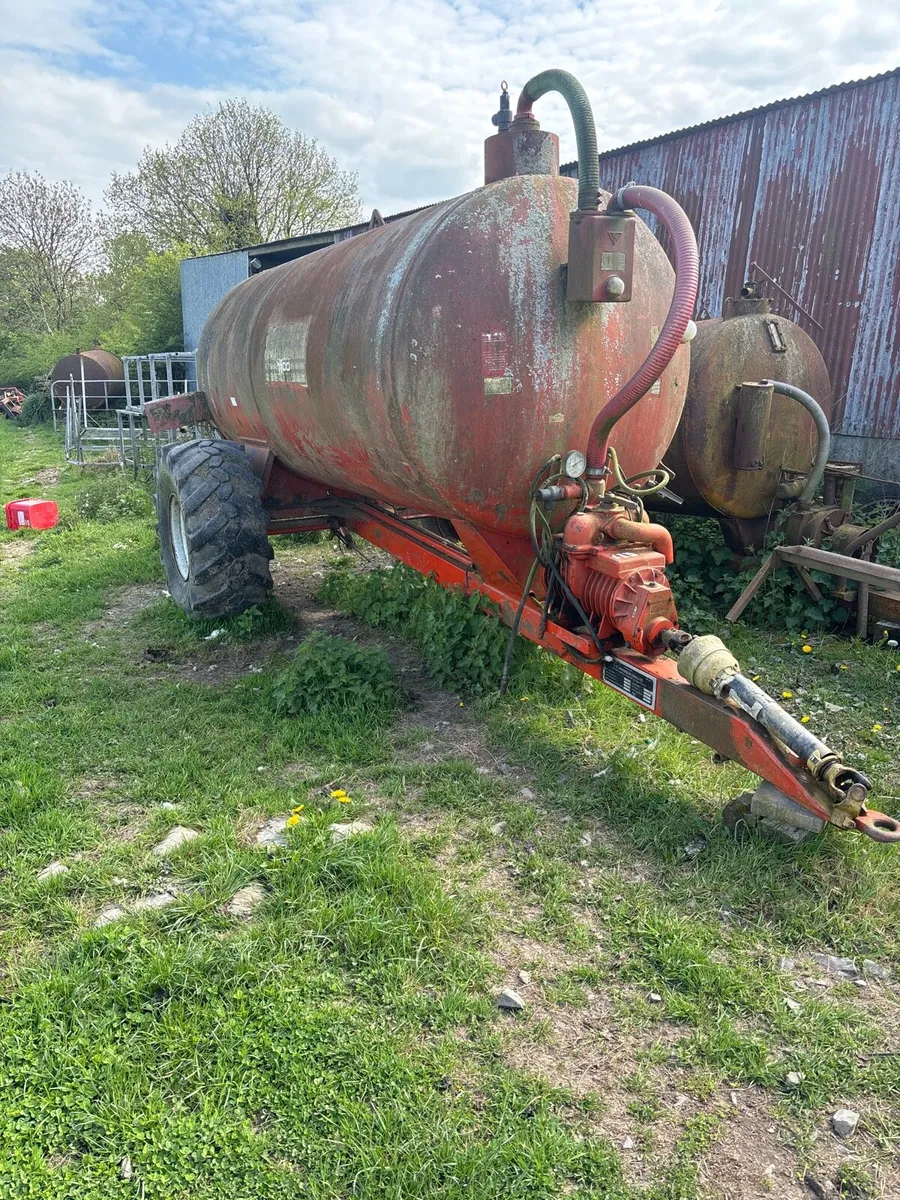 Star  1100 gallon tanker - Image 2