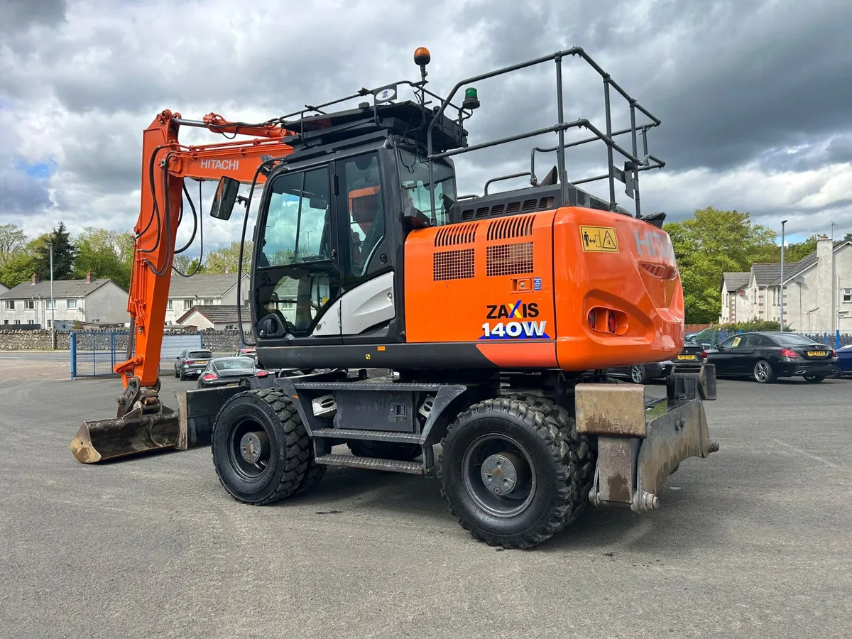 2019 Hitachi ZX140W-6 Blade / Stabalizers - MULLAN - Image 4