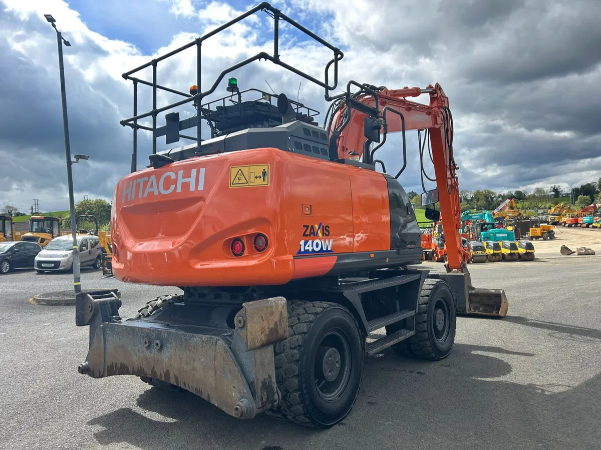 2019 Hitachi ZX140W-6 Blade / Stabalizers - MULLAN - Image 3