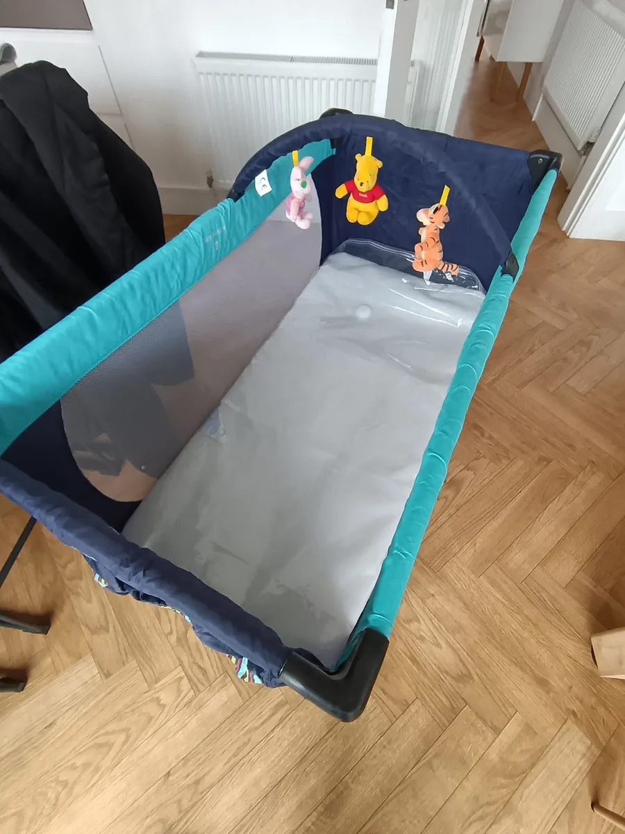 Travel cot with new mattress - Image 2