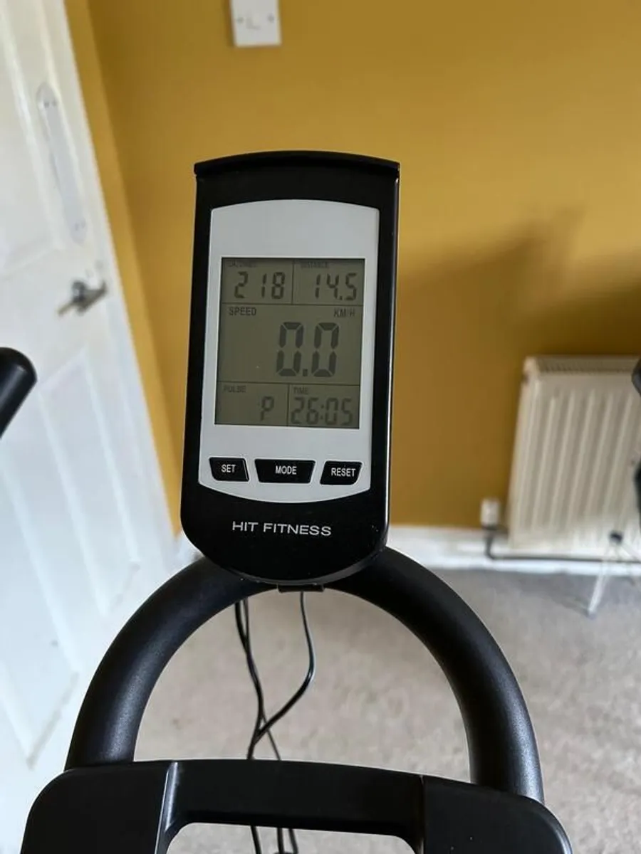 HIT G7 Exercise bike - Image 4