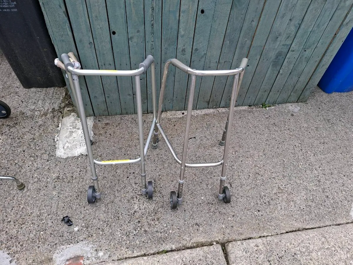 Walking frames - Image 4