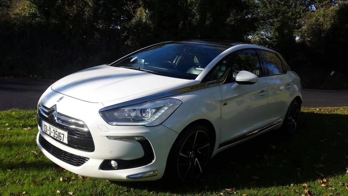 Car - Image 4