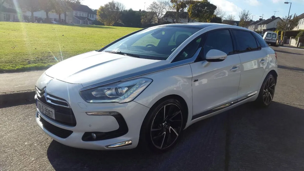 Car - Image 2