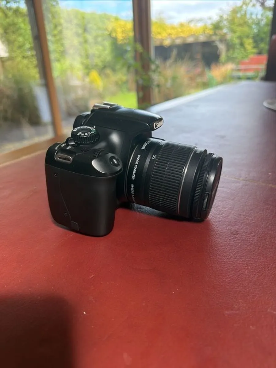 Cannon EOS 1100D - Image 2