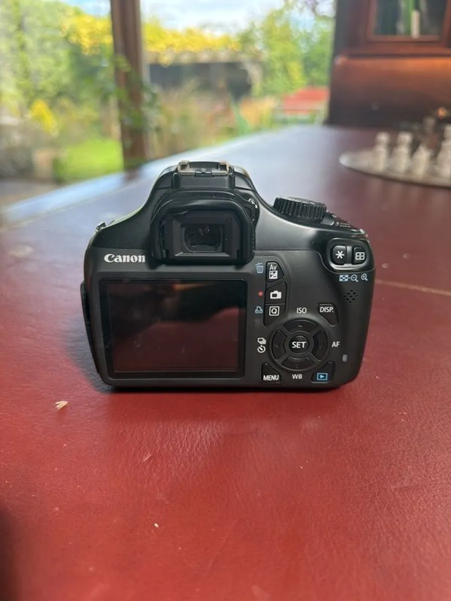 Cannon EOS 1100D - Image 3