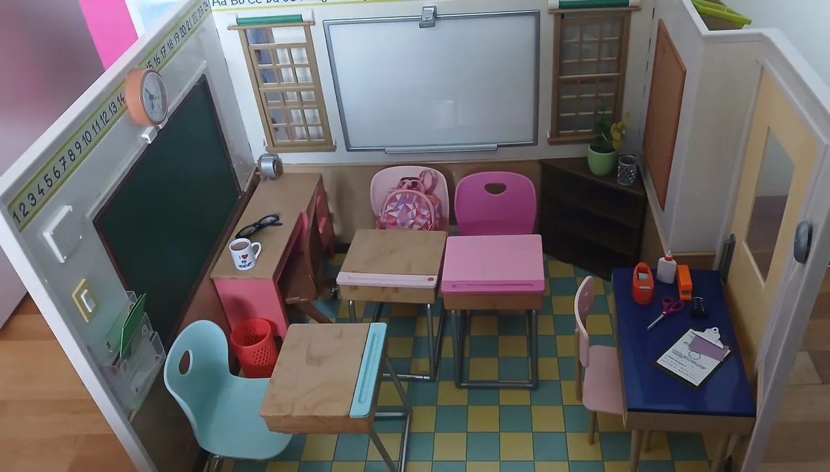 Toys - Image 1