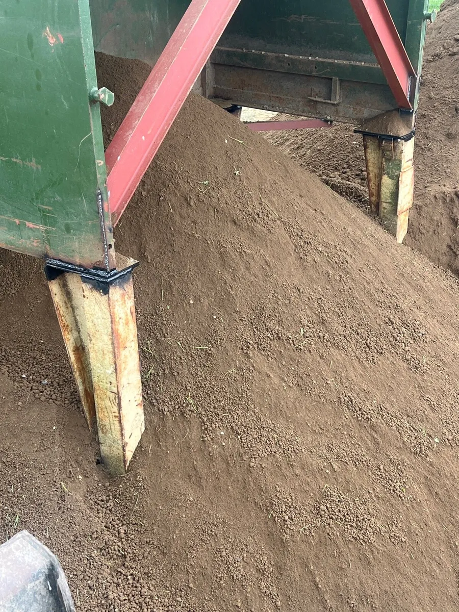 Screened topsoil - Image 2