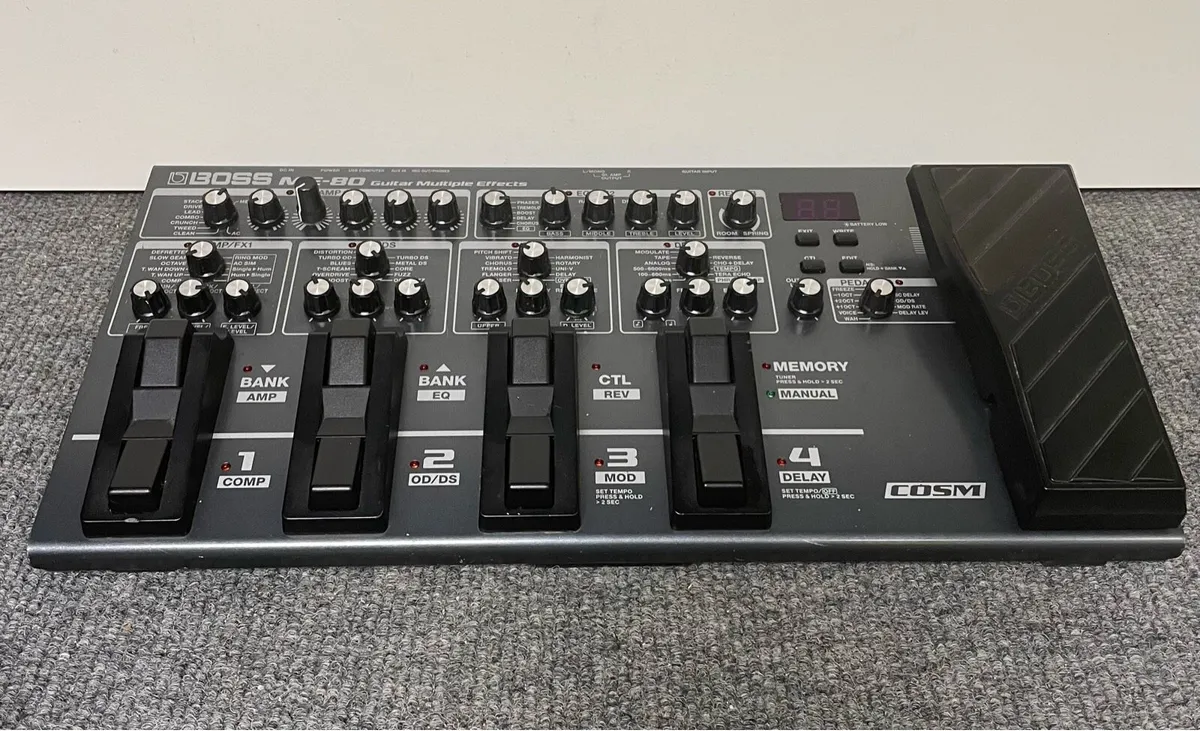 Boss ME -80 multi effects - Image 1