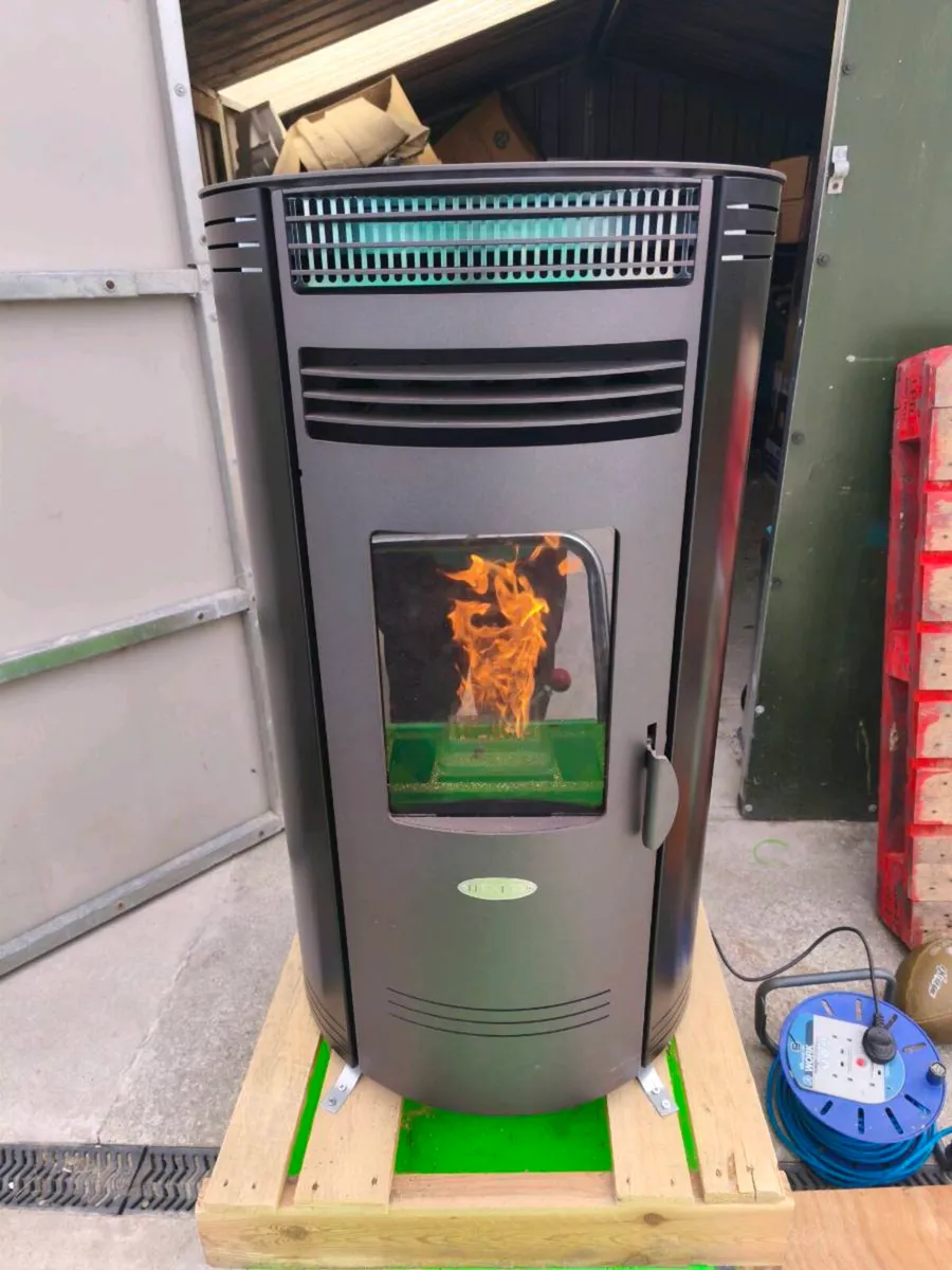 Pellet Stove 7/8kw - Image 1