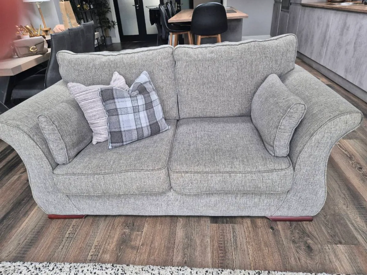 3 piece suite - Image 1