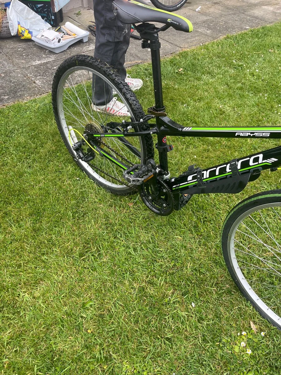 Carrera abyss hybrid bike - Image 3