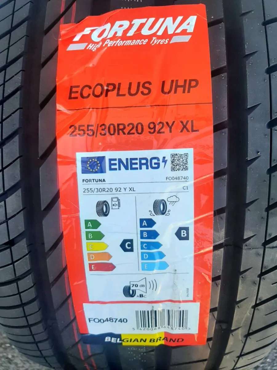 2 tyres