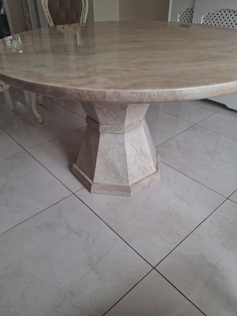 Table abd chairs - Image 3