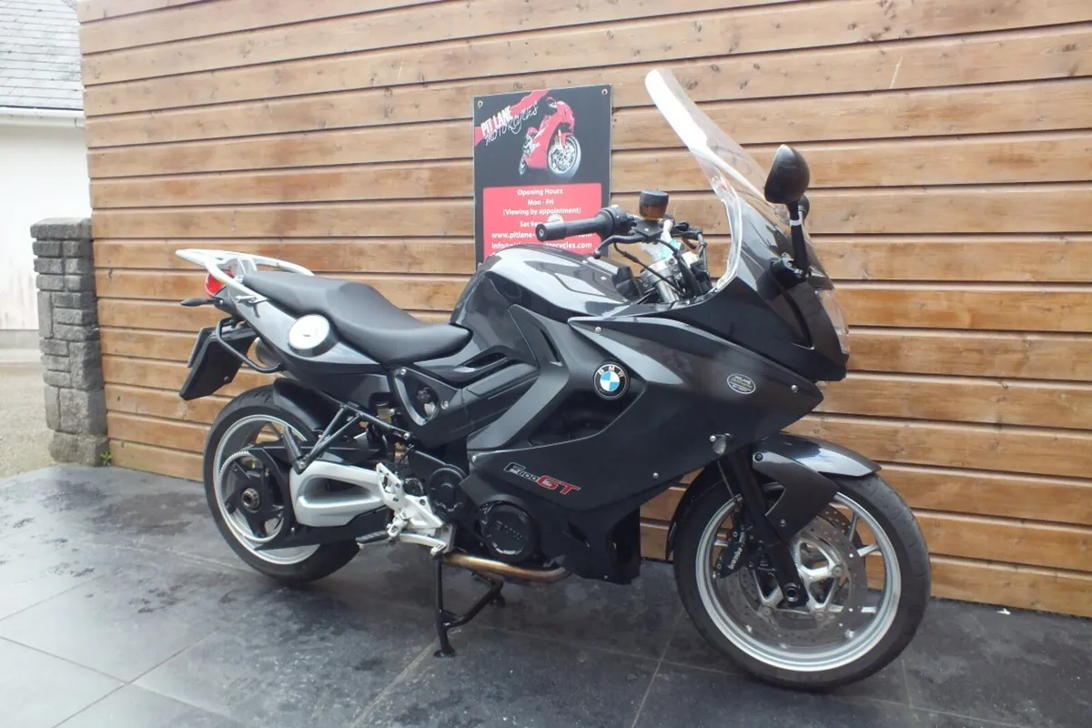 2013 BMW F800 GT ( Low Miles) - Image 2