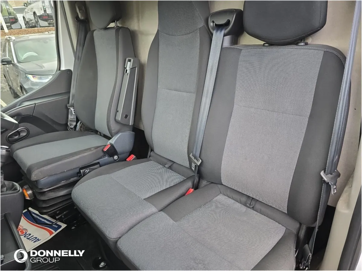 Renault Master Lwb Diesel Fwd Business+ - Image 4