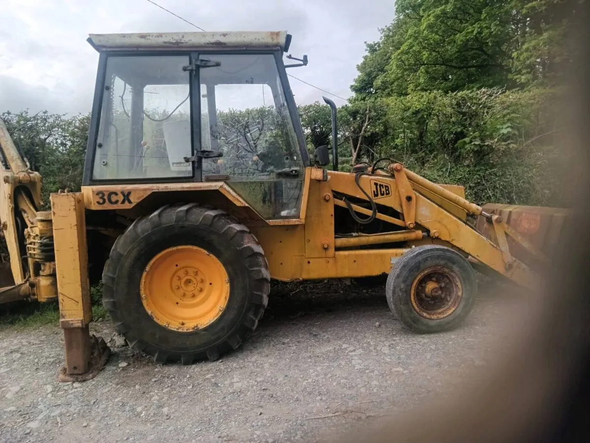 3cx digger - Image 3