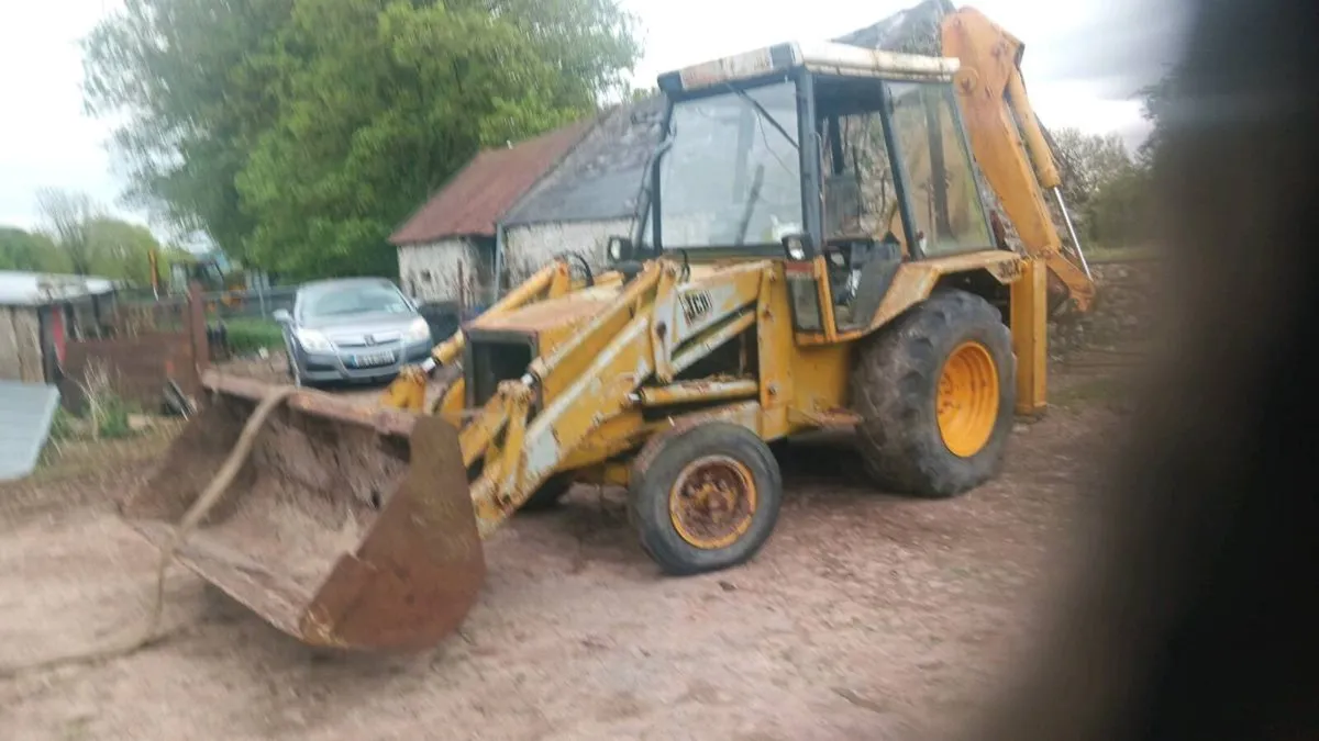 3cx digger - Image 4