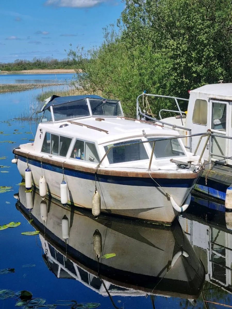 Harvey Eastwood 24 (needs refurb) - Image 1