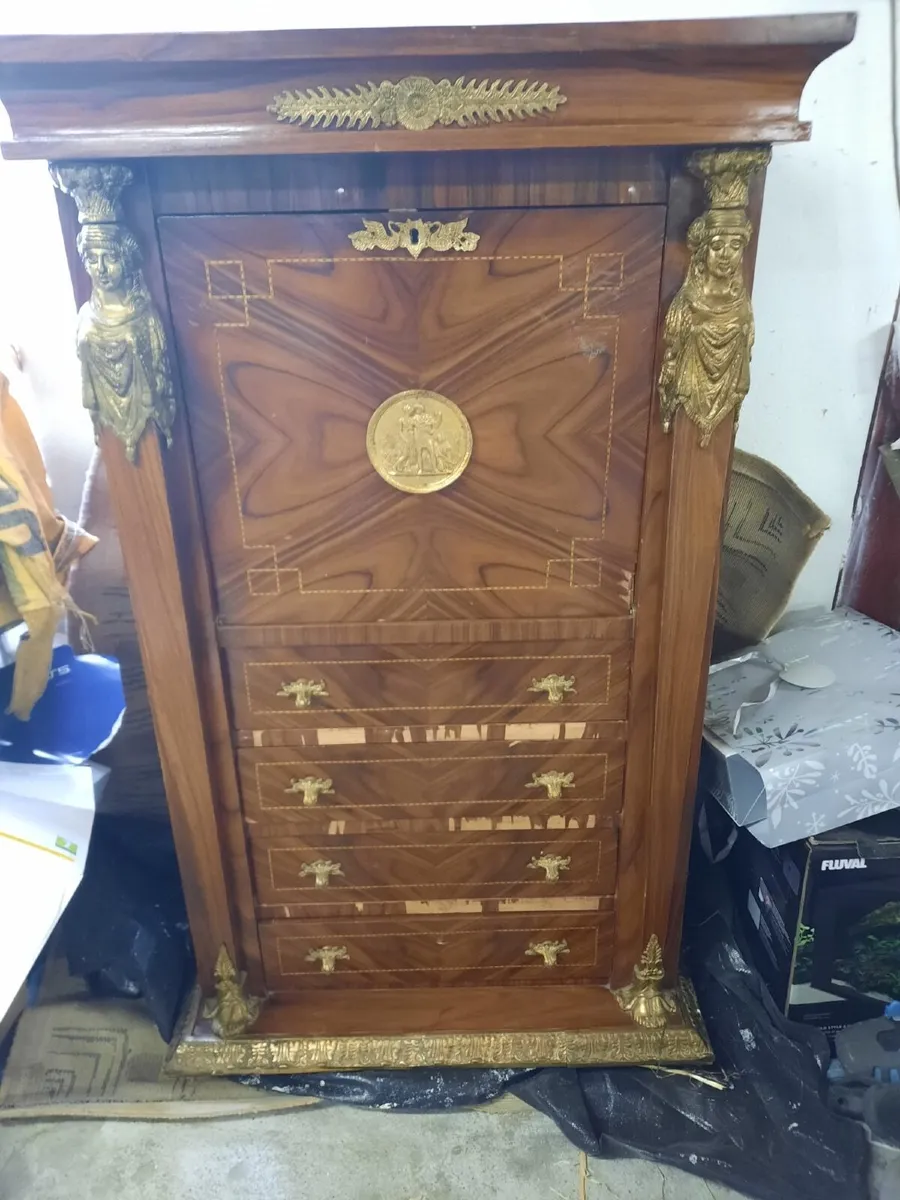 Antique cabinet - Image 4