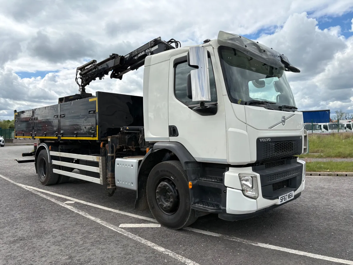 Volvo  FE280 Crane Tipper - Image 2