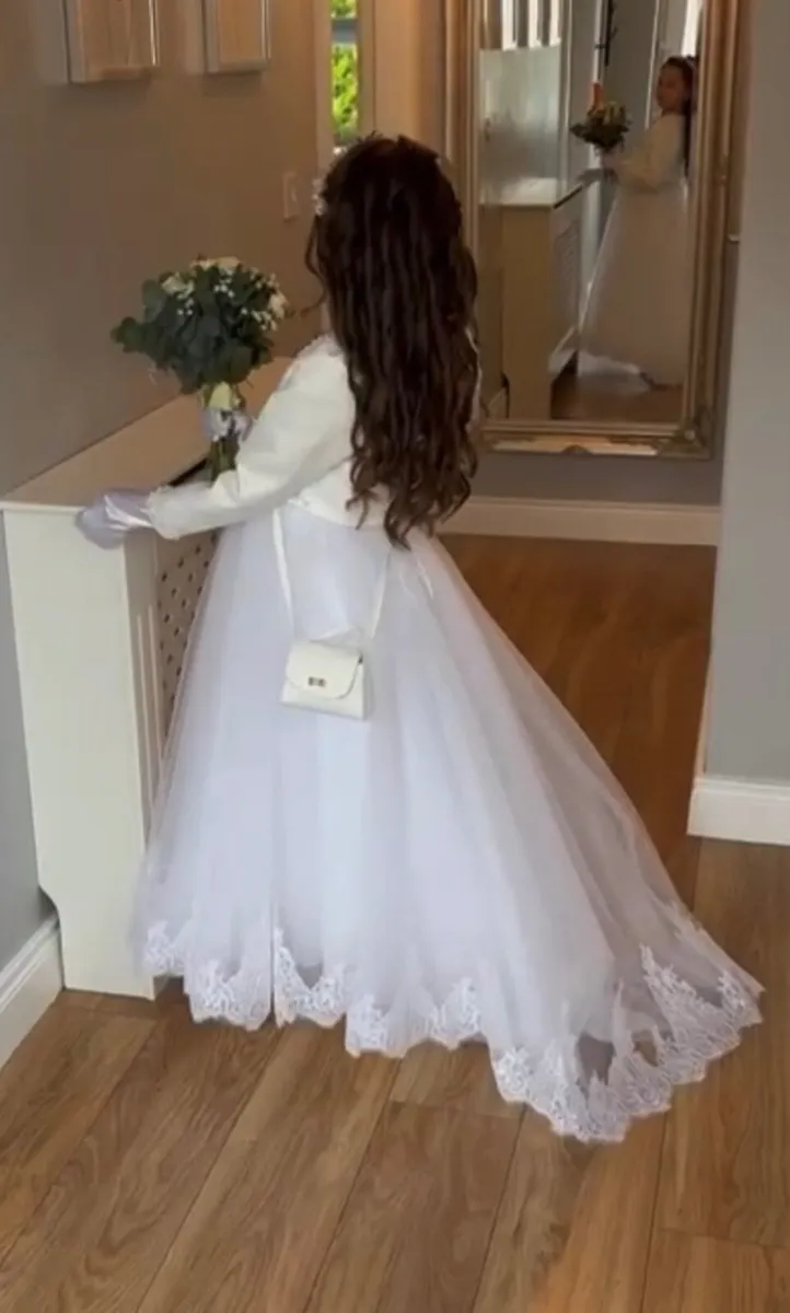 Beautiful and unique First Communion dress - Image 3