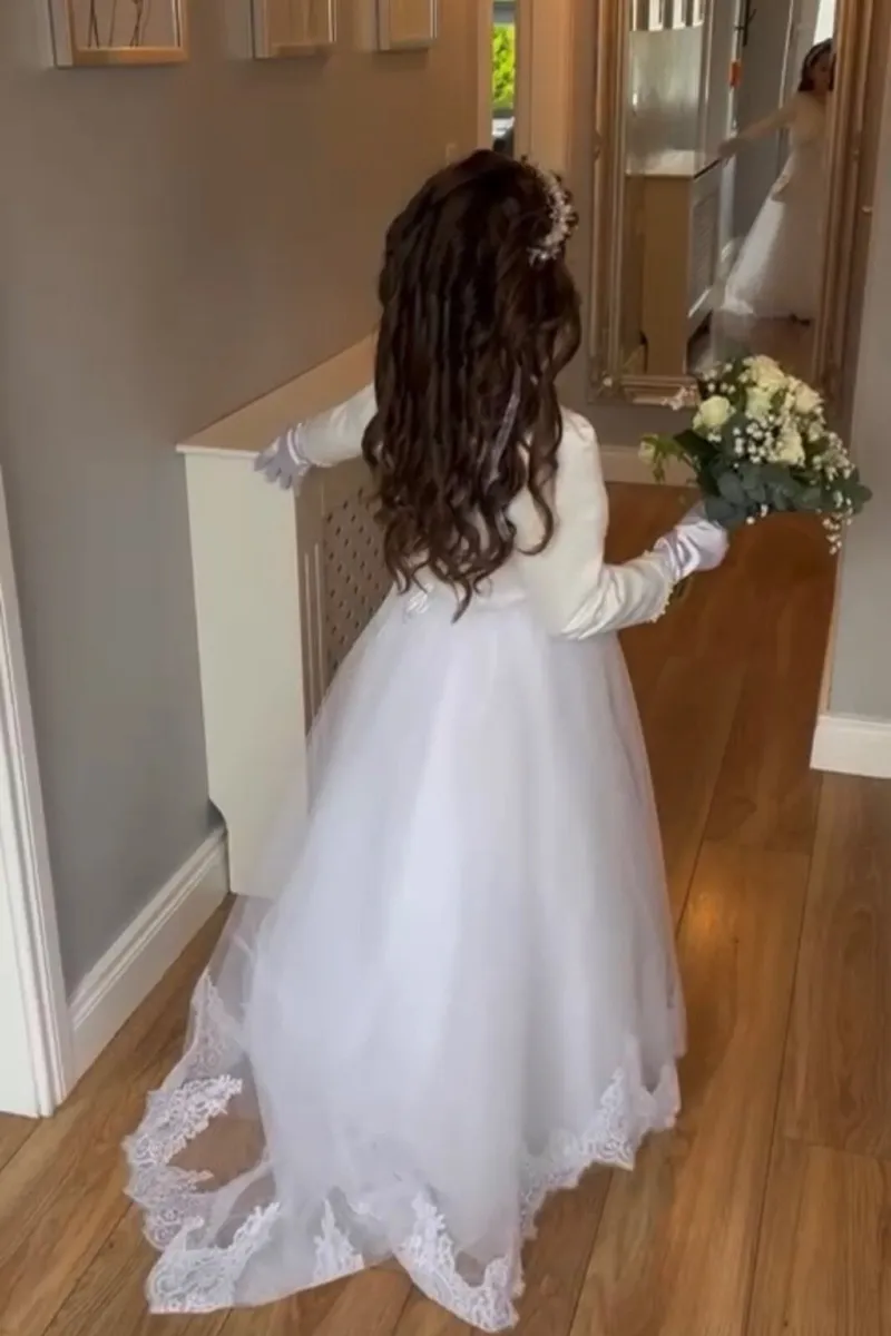 Beautiful and unique First Communion dress - Image 4