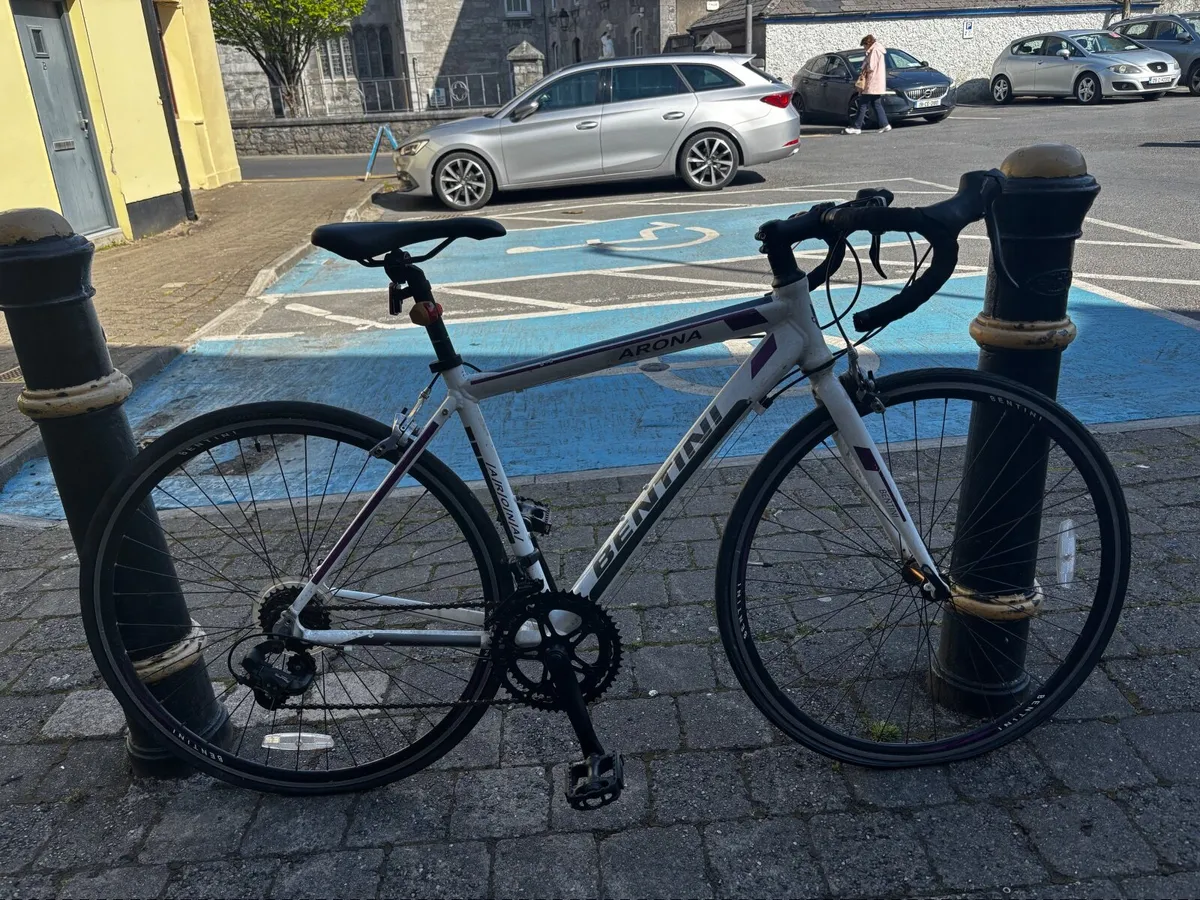 Ladies racing bike - Image 3