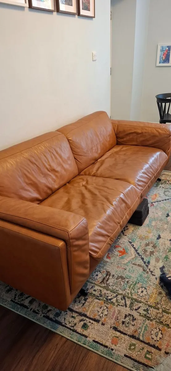 Brown leather sofa - Image 2