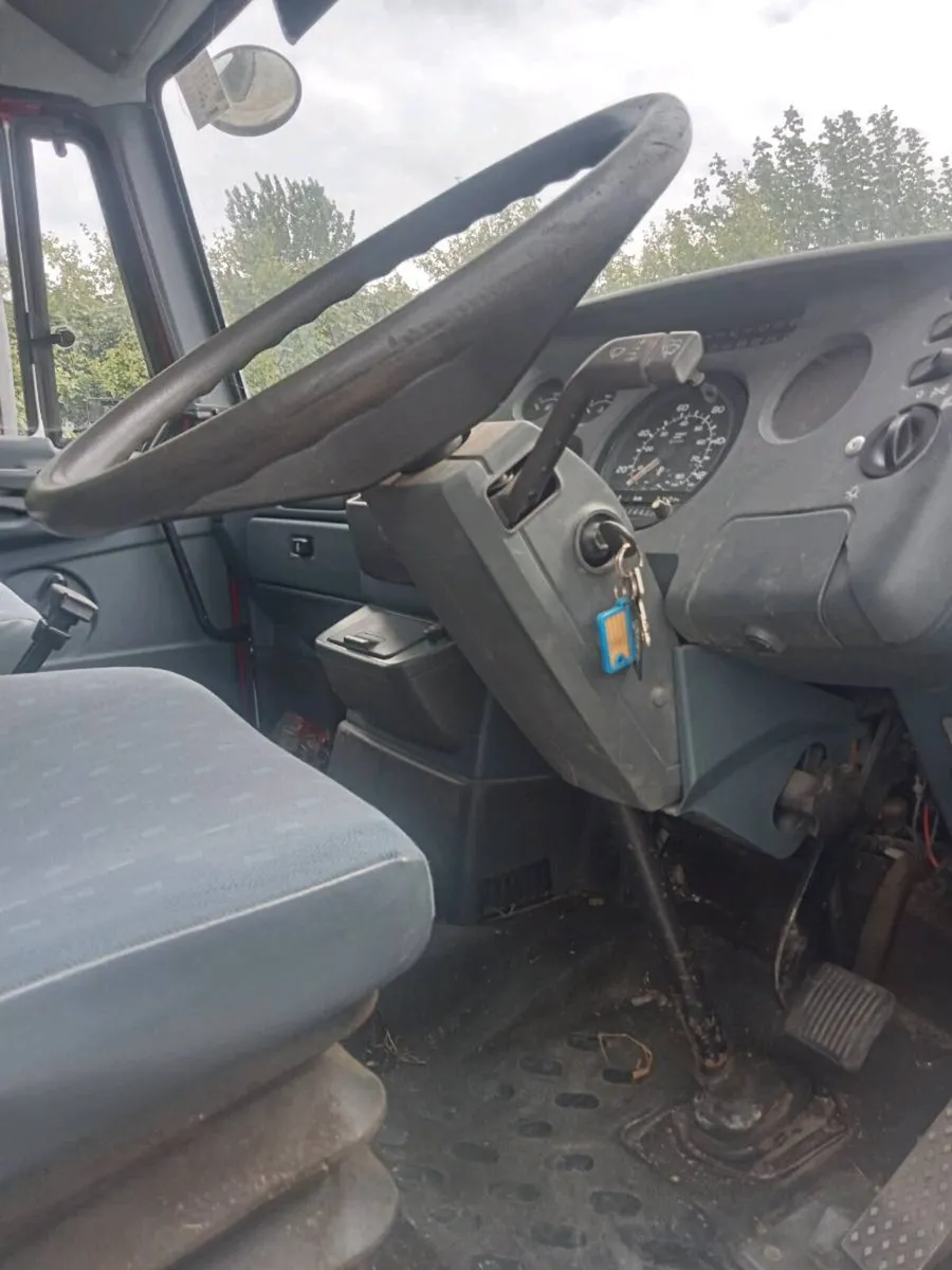 Horse lorry - Image 4