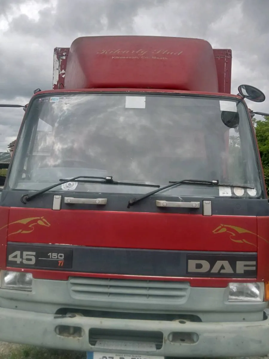 Horse lorry - Image 1