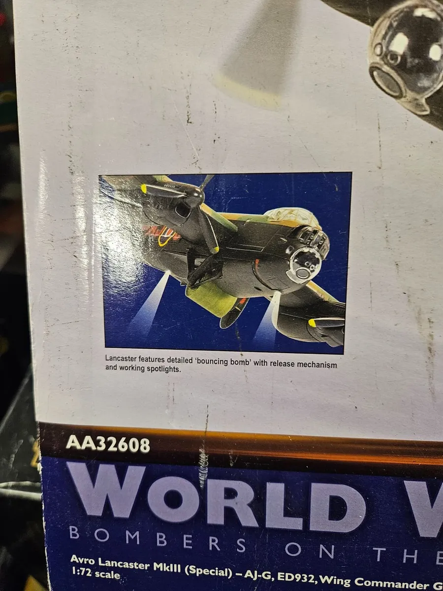 Corgi British WW2 RAF Lancaster Dambusters - Image 3