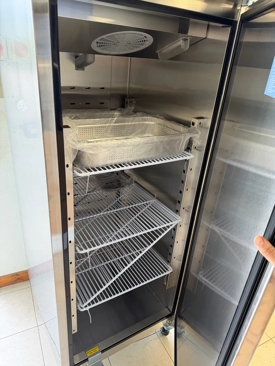 Atosa upright freezer - Image 3