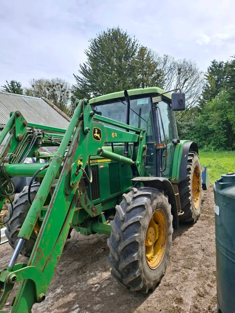 John Deere 6110SE with Loader - Image 1