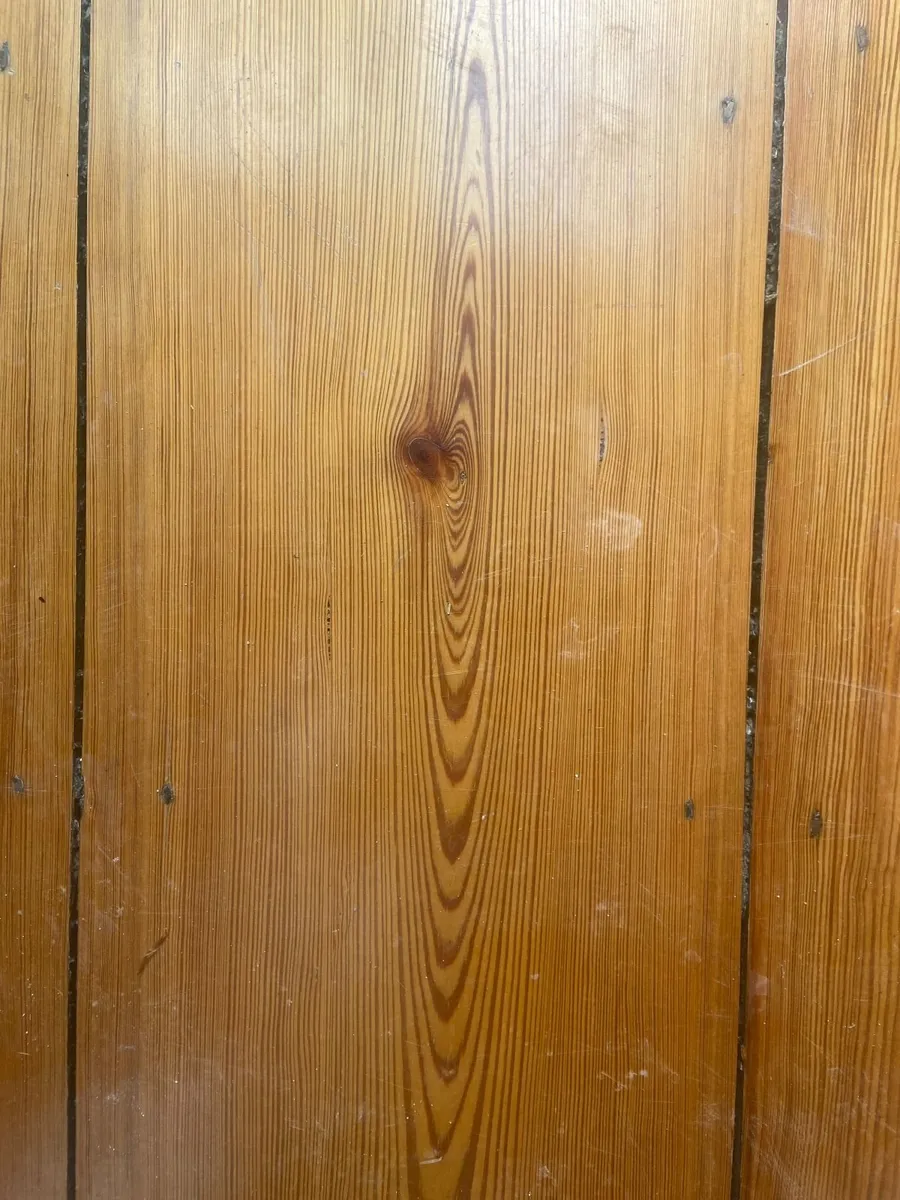 Extra Wide & Long Vintage Pine Floorboards - 34m2 - Image 3
