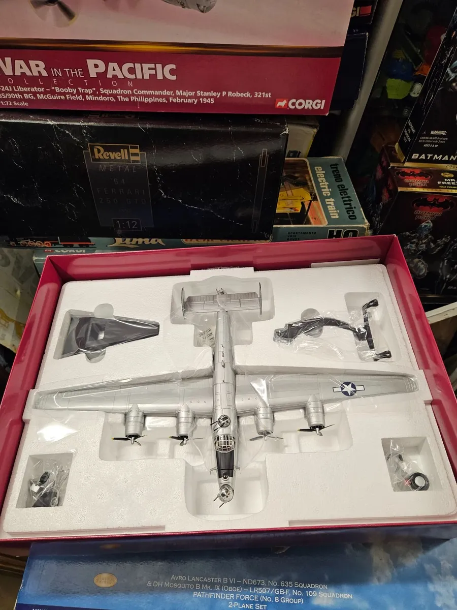 Corgi American WW2 B24 Liberator Bomber - Image 1