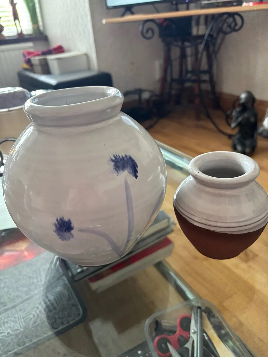 Two pieces of Steven pierce  pottery - Image 4