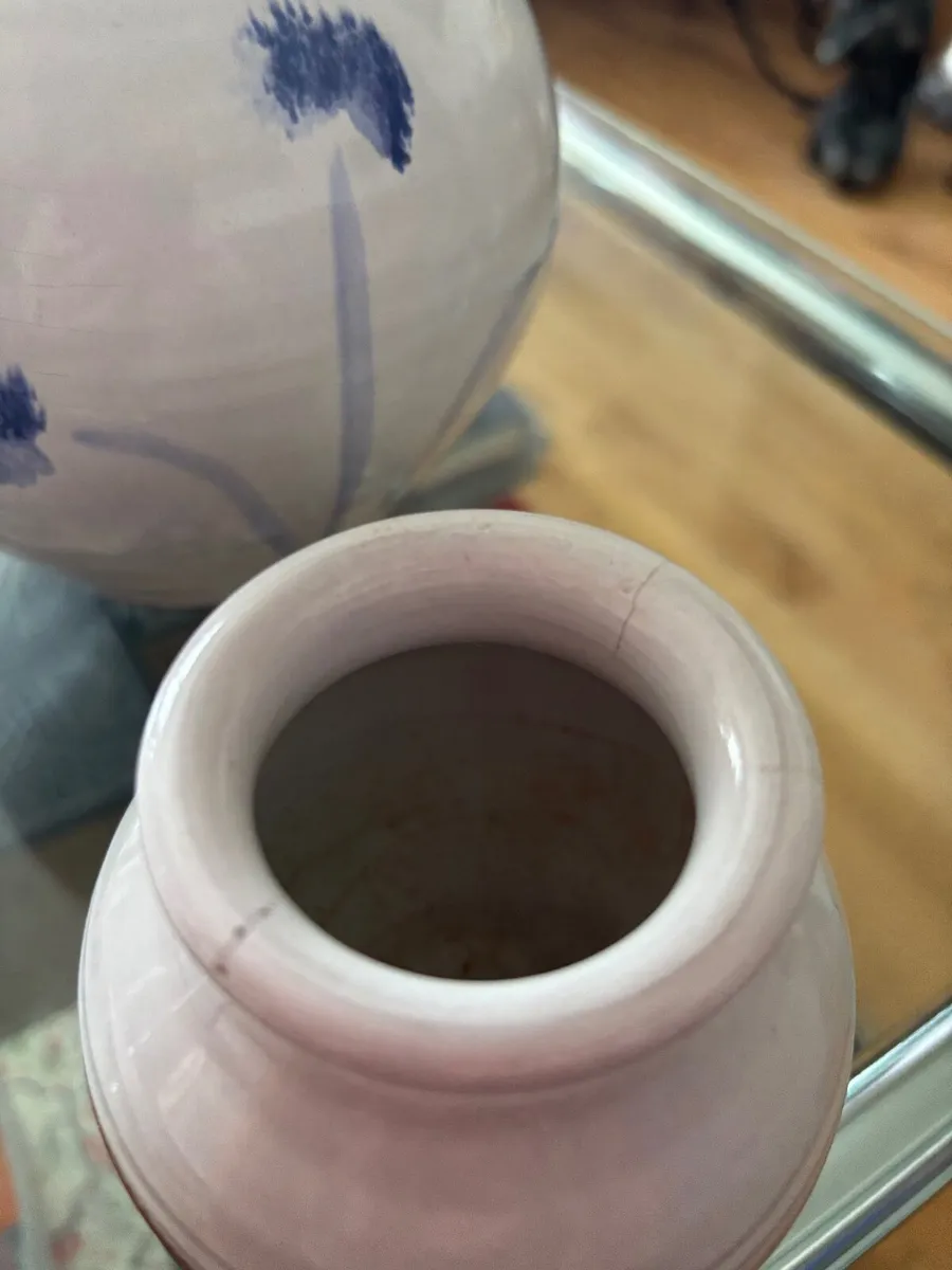 Two pieces of Steven pierce  pottery - Image 2