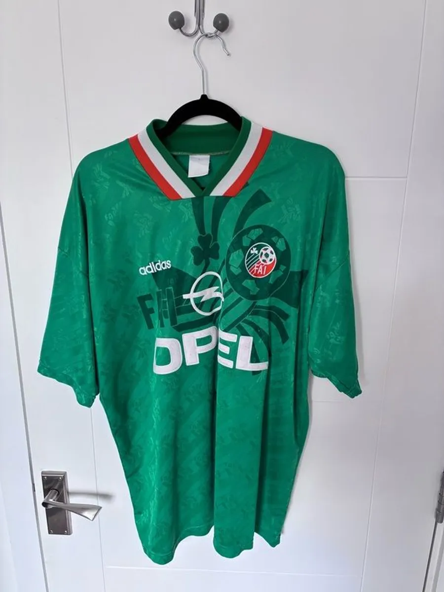 Authentic Vintage Football Shirts - Image 3