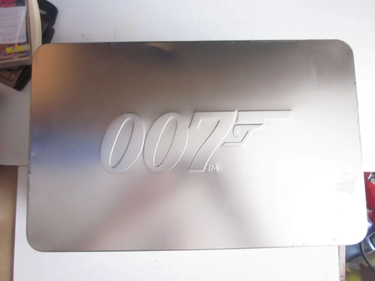 James Bond Special 007 Edition 20-film DVD Set - Image 2