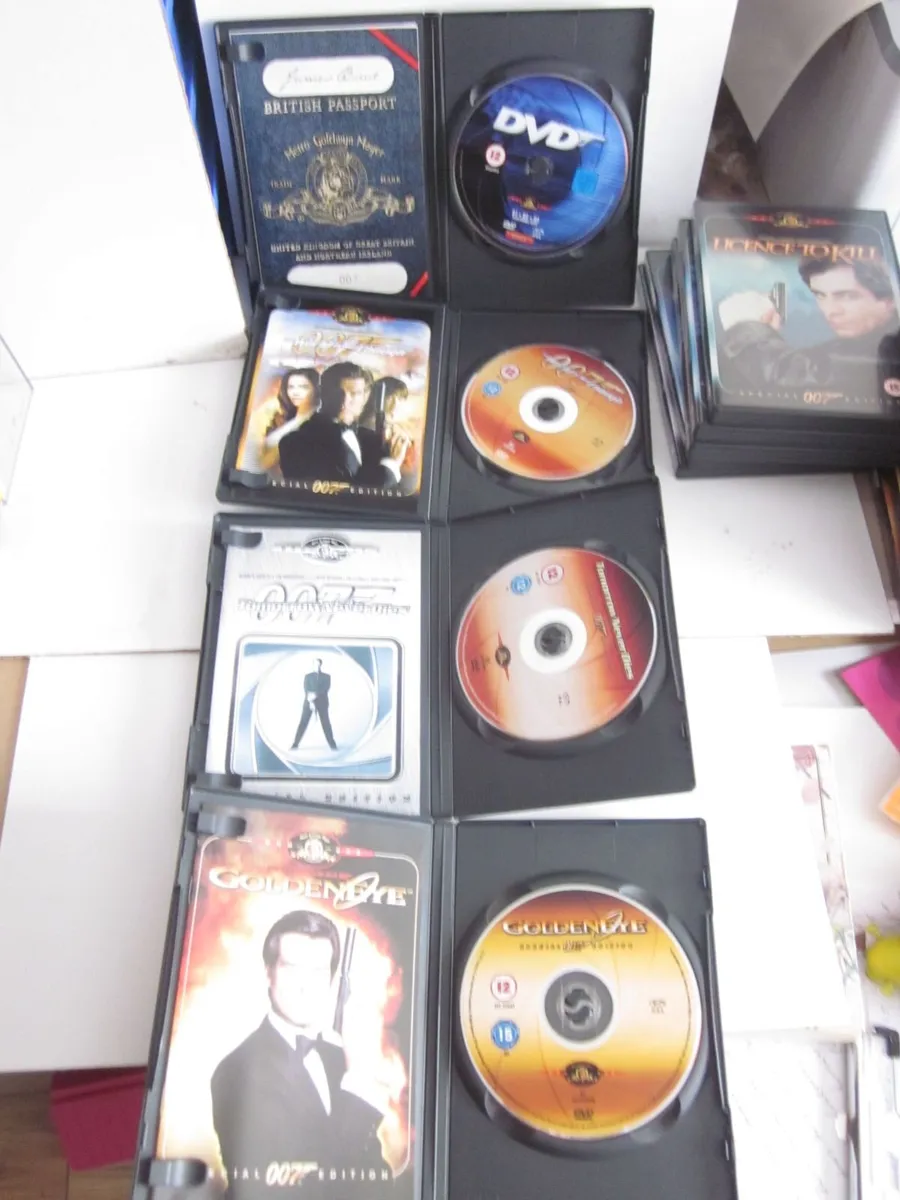 James Bond Special 007 Edition 20-film DVD Set - Image 4