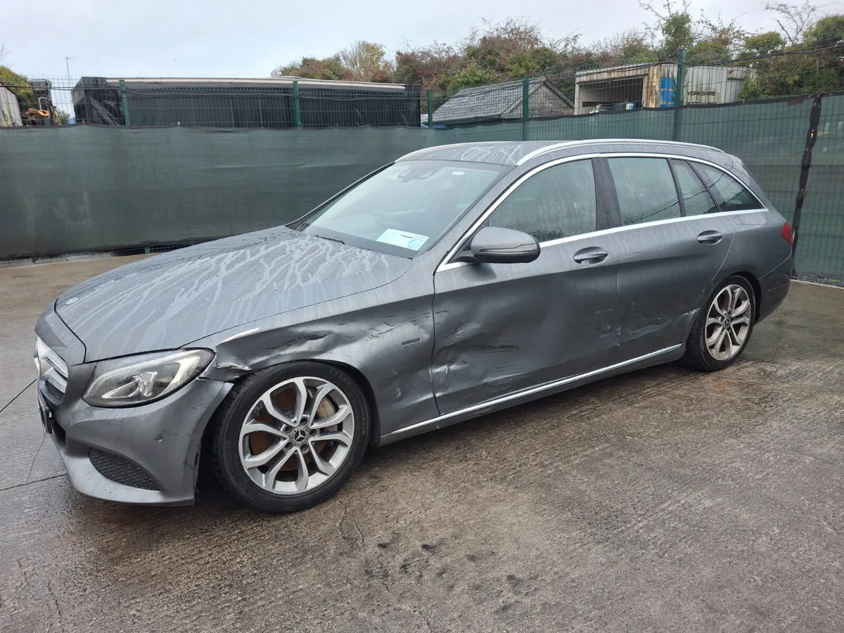 2018 Mercedes C-Class C350E hybrid - Image 2