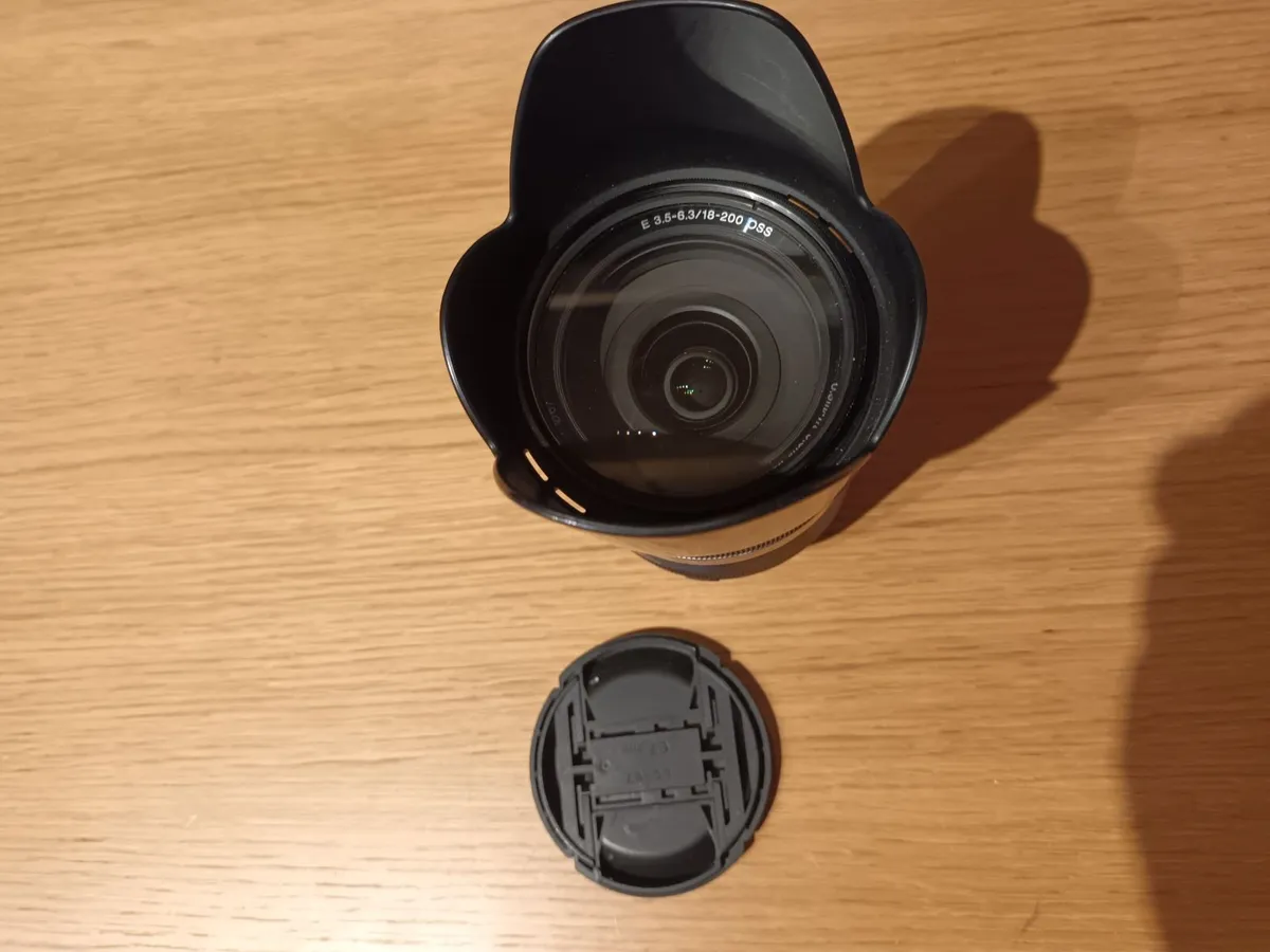 Sony 18 - 200 Zoom Lens - E Mount - Image 3